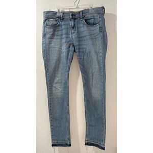 Rag & Bone women’s light wash jeans raw hem size 6/28.   #17-0449